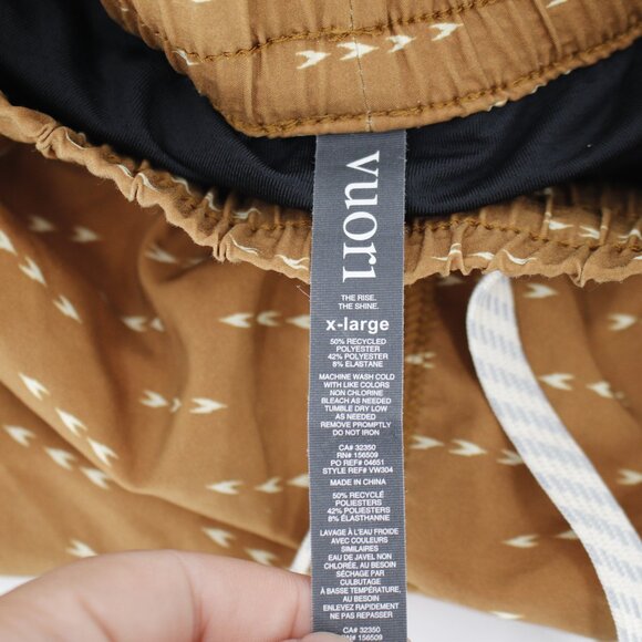 Vuori Shorts Womens XL Clementine 2” Athletic Drawstring Waist Lined printed run - Picture 5 of 10